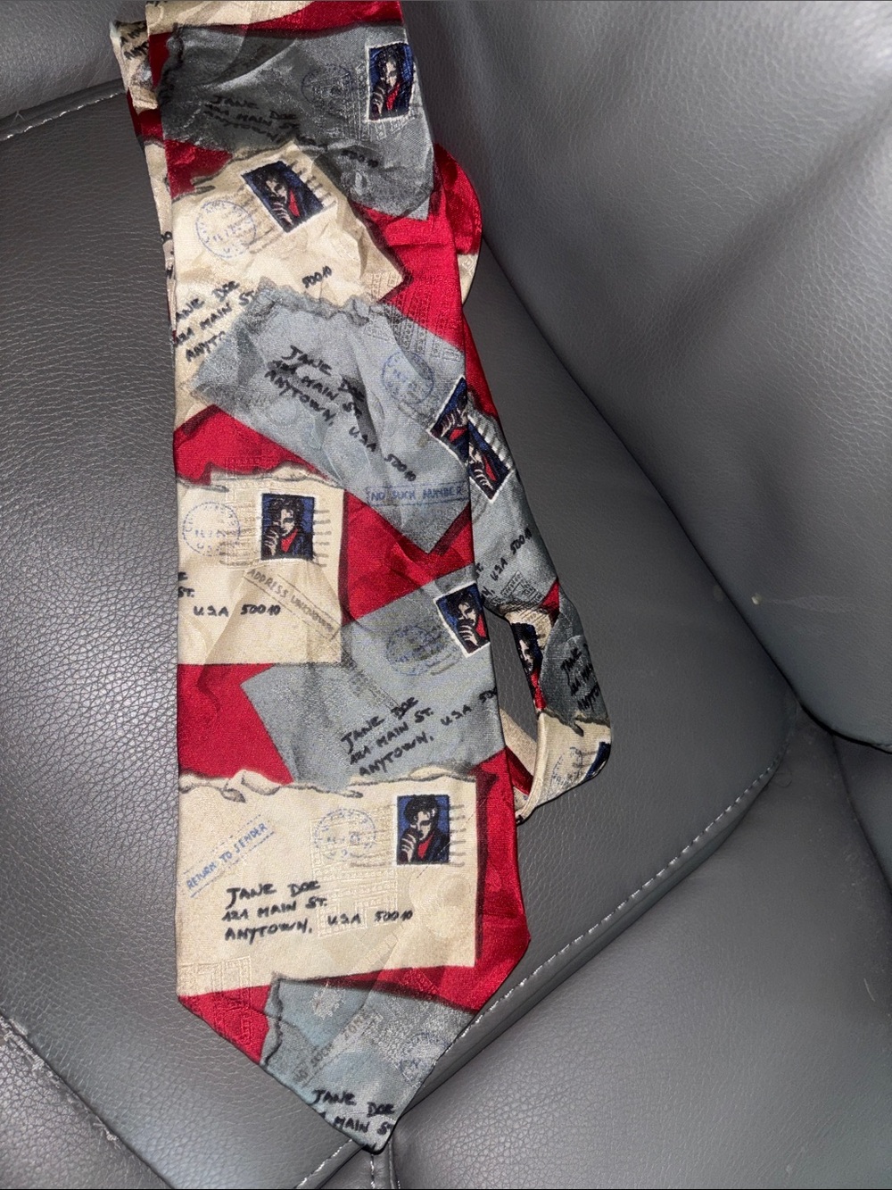 Elvis Return to Sender Tie - Picture 1 of 3
